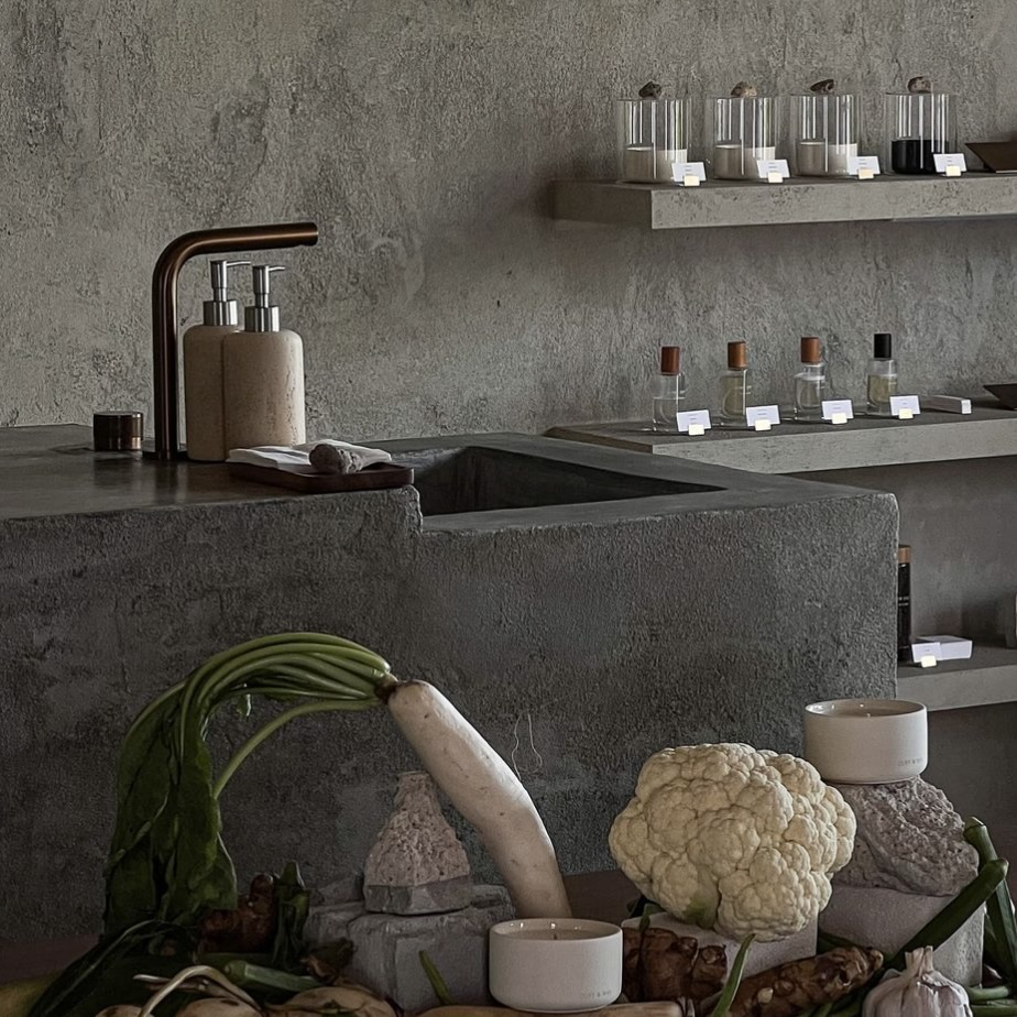 Top Artisanal Tea Spots Day [Cliff and Max]